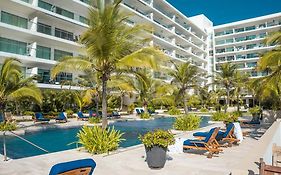 condo vista al mar epic rnt 12078
